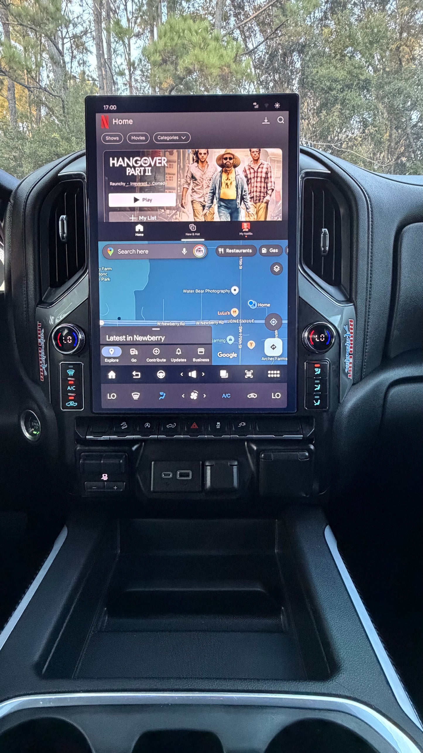 2019-2025 Chevrolet Silverado GMC Sierra Android 14 Tesla Style Vertical Screen 17.2" CarPlay GPS Radio LED Knobs